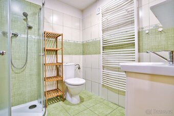 Prodej pozemku 1.421 m², vybudované 1. podlaží chaty, garáž, - 11