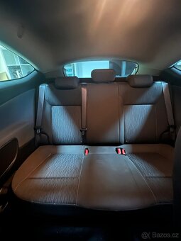 Opel Astra GTC 1.4 Turbo 103 kW - 11