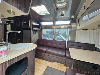 USA Karavan orig. AIRSTREAM, zánovní, odpočet DPH možný - 11