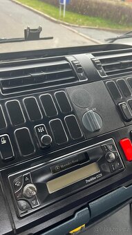 MERCEDES - BENZ ATEGO NOSIČ KONTAJNERU - 11