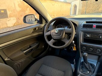 Škoda Octavia II 1.6MPi 75kw ČR 1.Maj Klima - 11