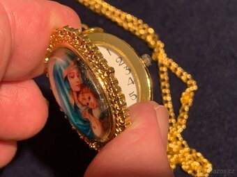 přívěs s hodinkami - 11