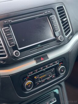 Volkswagen Sharan 2.0TDi highline 7 míst-na splátky všechny - 11