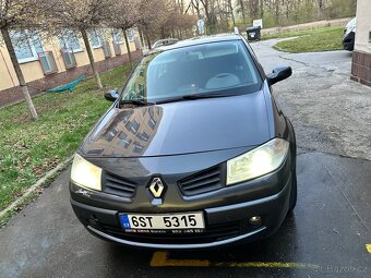 Renault Megane 1.6 i - 11