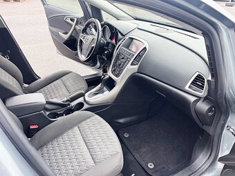 OPEL ASTRA J 1.4T AUTOMAT SERVIS OPEL DO 2025 1.MAJ - 11