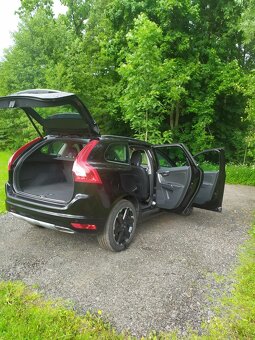 Prodám Volvo XC60 4 wd - 11