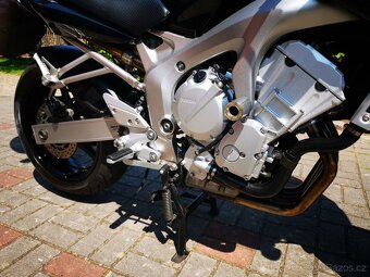 Yamaha FZ6 Fazer - 11