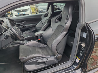 VW Scirocco R 2,0 TFSi 195kW DSG + RECARO sedadlá - 11