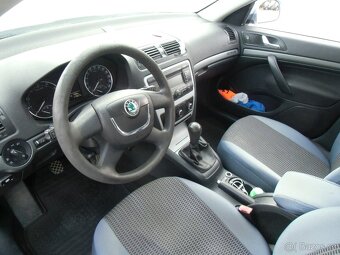 Škoda Octavia, 1.6i 16V LPG - 11