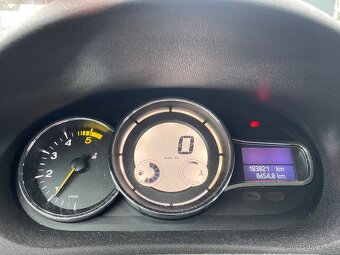 Megane Grandtour - 11