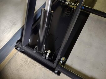 Nůžkový zvedák BORTEN,,BOR3000B'' 3000KG rv.2025 SKLADEM - 11