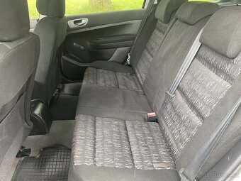 Peugeot 307 SW 1.6 16V 80kW r.v. 2002 klima - 11