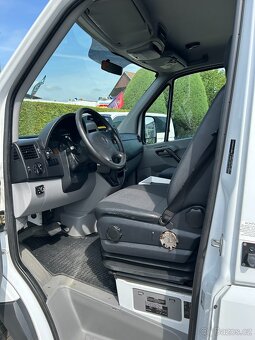 Mercedes-Benz Sprinter 2.2 CDI Sanitní vůz - Automat - 11