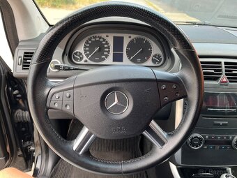 Mercedes-Benz B 200 CDi SPORT - 11