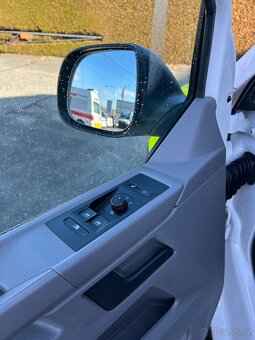 VW T6.1 - 2.0 TDI Sanitní vůz DSG - 11