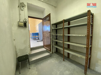 Pronájem autodílna, 24 m², Louny, ul. Říční - 11