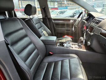 VOLKSWAGEN Touareg 2,5TDI Comfortline  ČR 1 majitel - 11