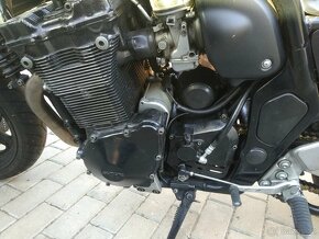 Suzuki GSF 1200 Bandit - 11