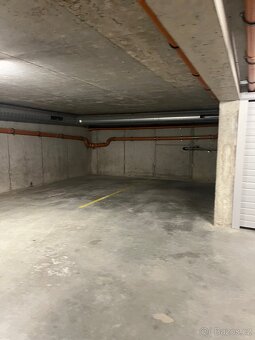 Komerční prostor + sklad k pronájmu, Praha 10, Kolovraty - 11