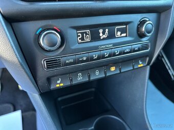 Škoda Rapid Spaceback 1.2TSI/77kW 1.Maj.  r.v.2013  PANORAMA - 11