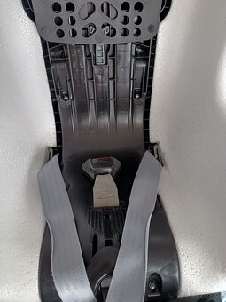 Autosedačka Britax Romer Dualfix M-iSize - 11