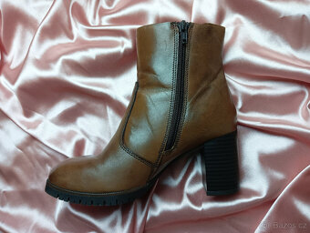 ♥️ Dámské kotníkové boty / polokozačky kožené hnědé Lasocki - 11
