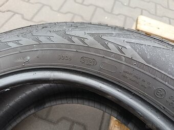 235/55/17 zimní pneu nokian - 11