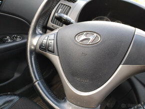 Hyundai I30CW 2009 1,6CRDI 94kW D4FB - DILY z AUTA - 11