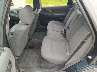 Volkswagen Passat GT 2.0 16V 100KW r.v.1992 Top stav - 11