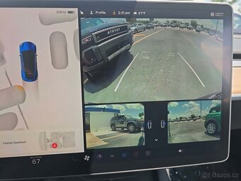 Tesla Model Y Long Range 2025 - 11