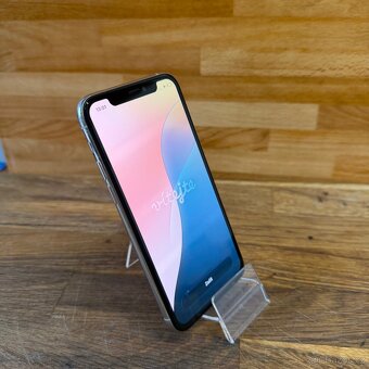 IPhone 11 Pro 64GB, bílý (12 měsíců záruka) - 11
