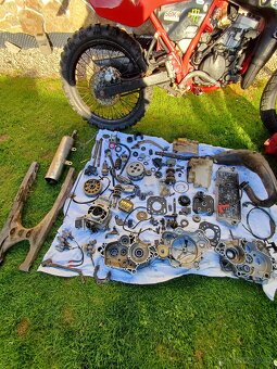 Kawasaki kmx 125 - 11