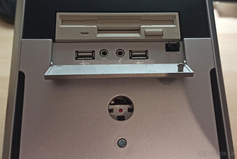 Černá ATX PC case - 11