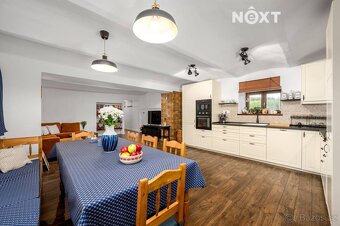 Prodej Rodinný dům, 200㎡ - 11