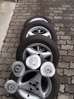 Honda Civic 1.4.v-tech r.v. 2002 - 11