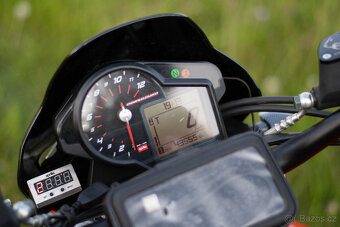 Aprilia Dorsoduro 750 - 11