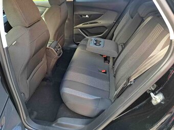 Peugeot 3008 1,2 PT EAT8 ACTIVE 85.000 km - 11