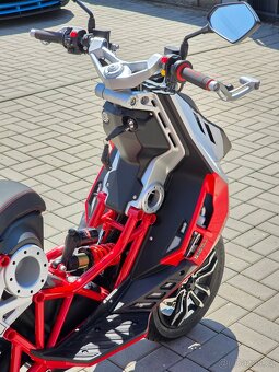 Italjet Dragster 125 červená, 2025, DPH - 11