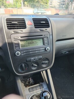 Vw golf 5, 3 dvere ,1.4 MPI - 11