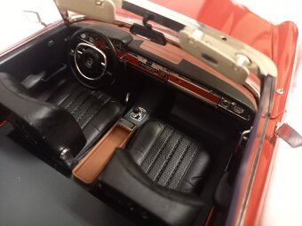 MERCEDES-BENZ 280 SL Pagode, Schuco 1:18 - 11