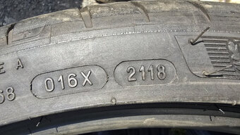 Letní pneu 245/35/20 Michelin - 11