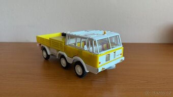 ITES - Staré hračky Tatra, Tank a pod - 11