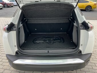 Peugeot 3008 1.5BlueHDI 96kW TAŽNÉ ČR NOVÉ - 11