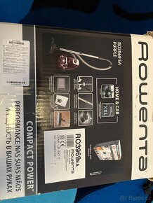 Vysavač Rowenta Compact Power RO3969 EA, fialový, nový - 11