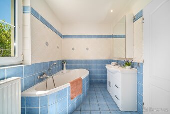 Prodej Rodinného domu 6+1 se zahradou 1152m2 - Skalice u HK - 11