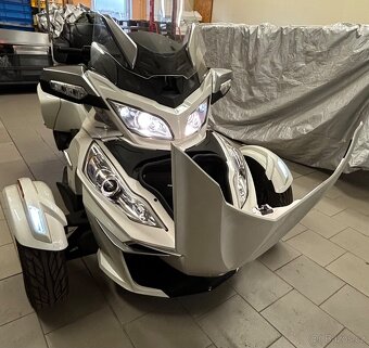 Can-Am Spyder 1330ACE - 11