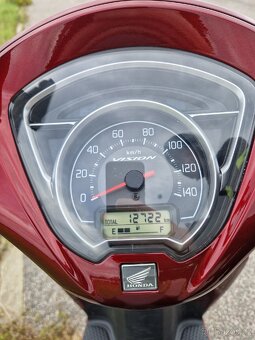 Honda Vision 110 - 11