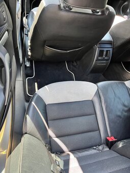 Škoda Octavia II DSG facelift RS 2.0 TDI Combi 125kW - 11