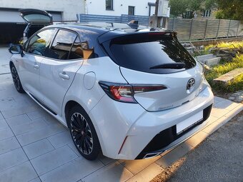 Toyota Corolla GR 1.8i Hybrid, hatchback, CZ, 1. majitel - 11