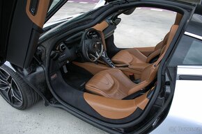 McLaren 720S 4.0 Twin Turbo V8, Launch Edition, (530kw) - 11